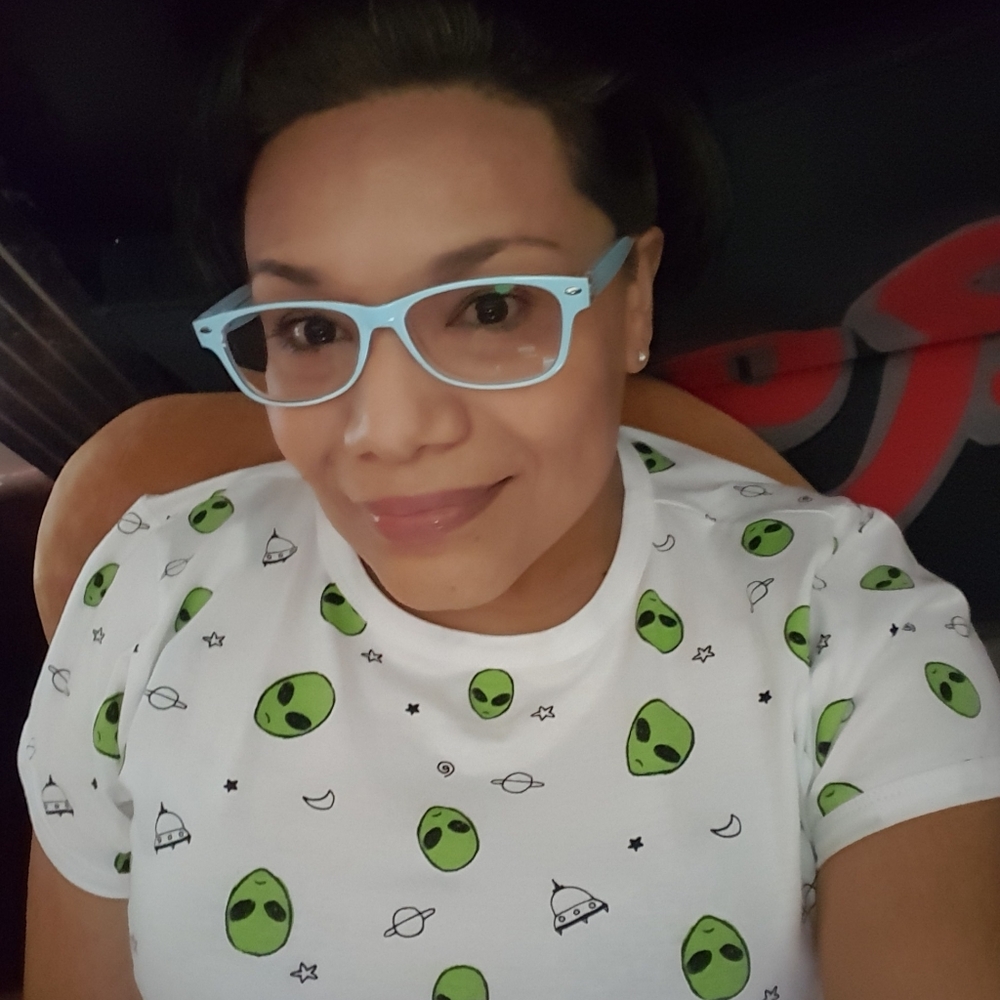 Meet your Posher, Mirna